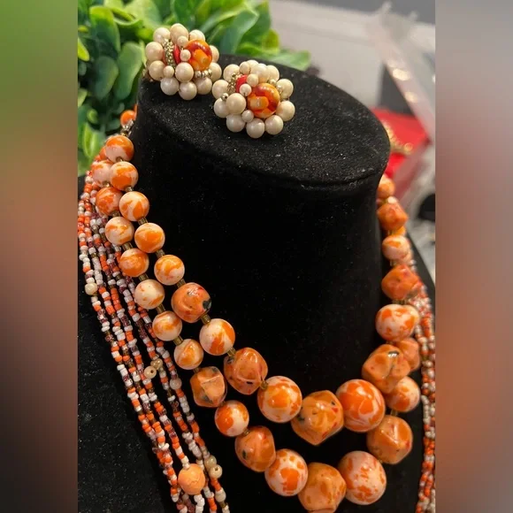 VINTAGE 3 PIECE SET W/SENSATIONAL COLOR AND A PERFECT BLEND OF GORGEOUSNESS!! - Picture 5 of 15